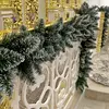 Гирлянда хвойная Elegant из пленки 3 м зелёная с белыми кончиками Гирлянда хвойная Elegant из пленки 3 м зелёная с белыми кончиками