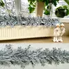Гирлянда хвойная Traditional литая 2 м заснеженная Гирлянда хвойная Traditional литая 2 м заснеженная
