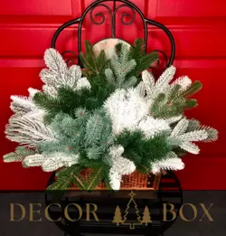 Набор хвойных литых веточек Decor Box (84 элемента) Набор хвойных литых веточек Decor Box (84 элемента)