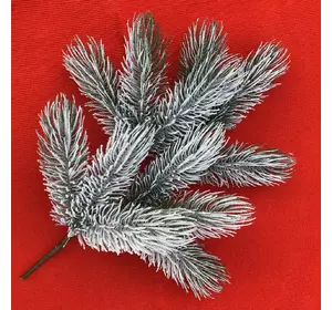 Декоративная искусственная хвоя литая еловая ветка Сосна 60 см заснеженная